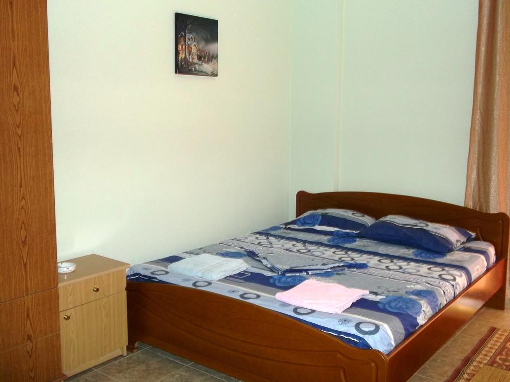 Tani'S Guesthouse Ksamil Exterior photo